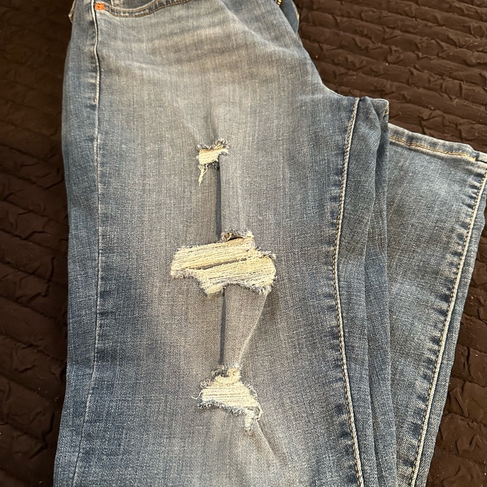 Levi’s - Picture 2 of 4